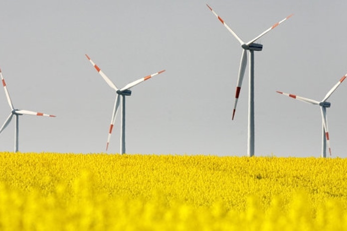 Ar Lietuva ne tik apsirūpins atsinaujinančia energetika pati, bet ir taps eksportuojančia šalimi?