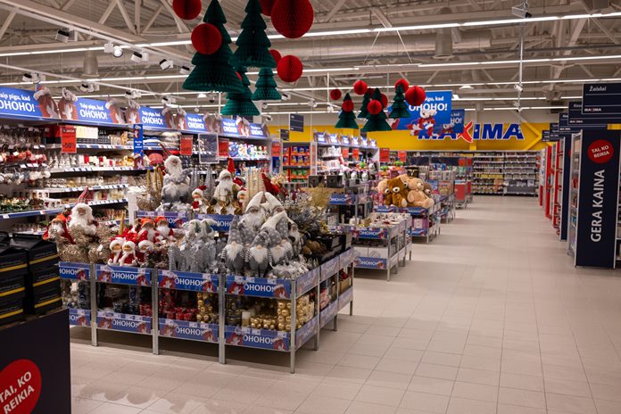 Atnaujintoje Jurbarko „Maximoje“ pasiruošimas Kalėdoms bus dar lengvesnis