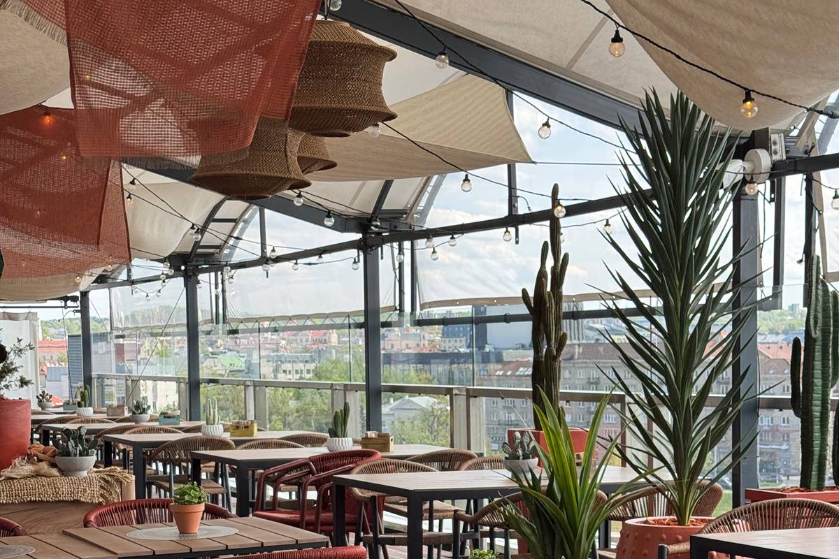 „Guacamole Rooftop“ terasa ant PC CUP stogo Vilniuje